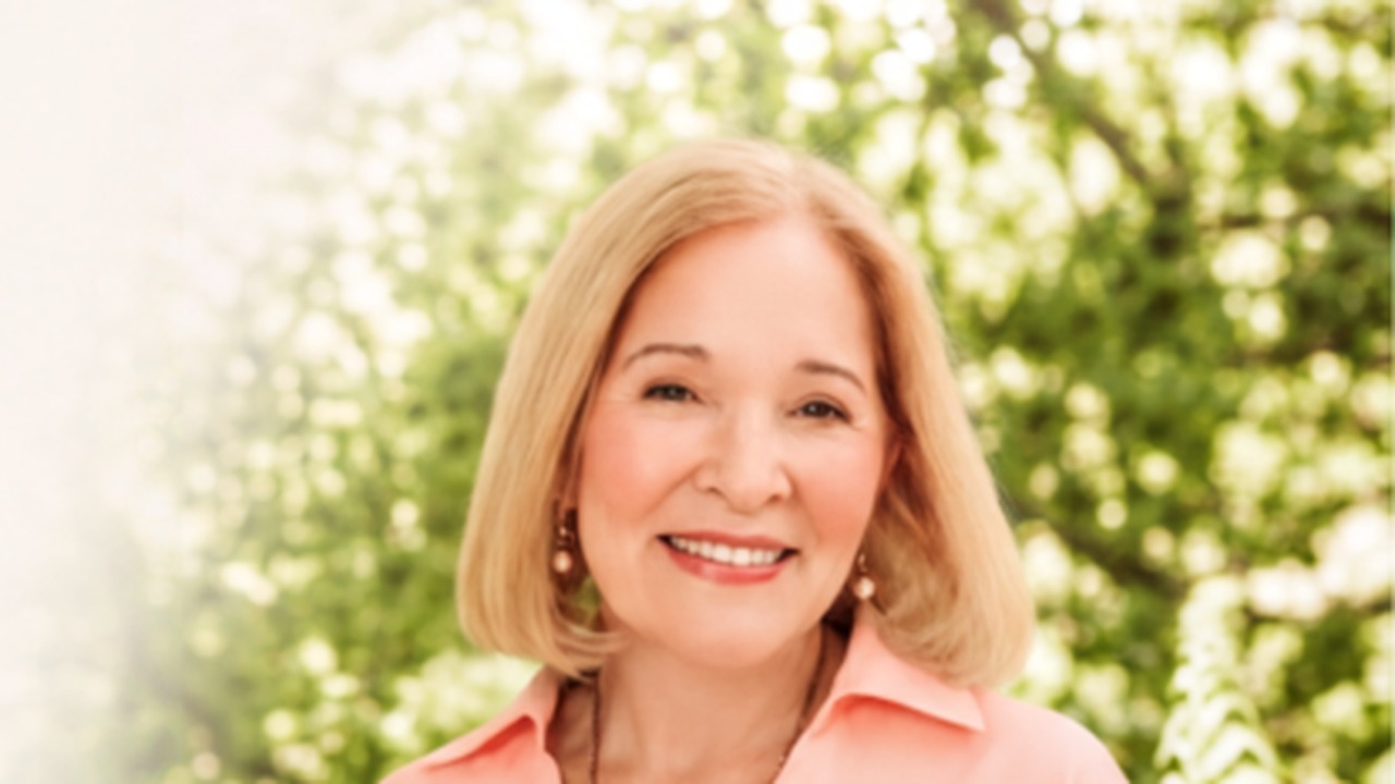 Christiane Northrup, M.D. — A repeat endorser across Jorge's belly-fat and hormone-balance work.
